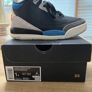 Jordan 3 Retro OG PS Black and Blue Sneakers